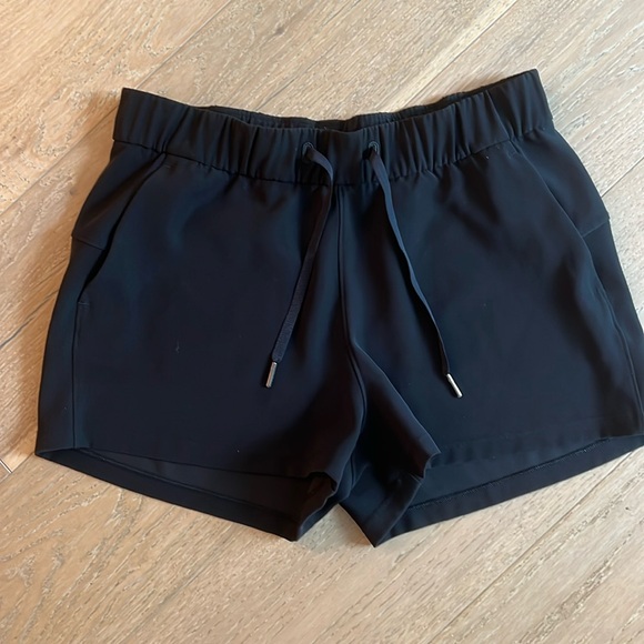 lululemon athletica Pants - Lululemon cinch waist shorts